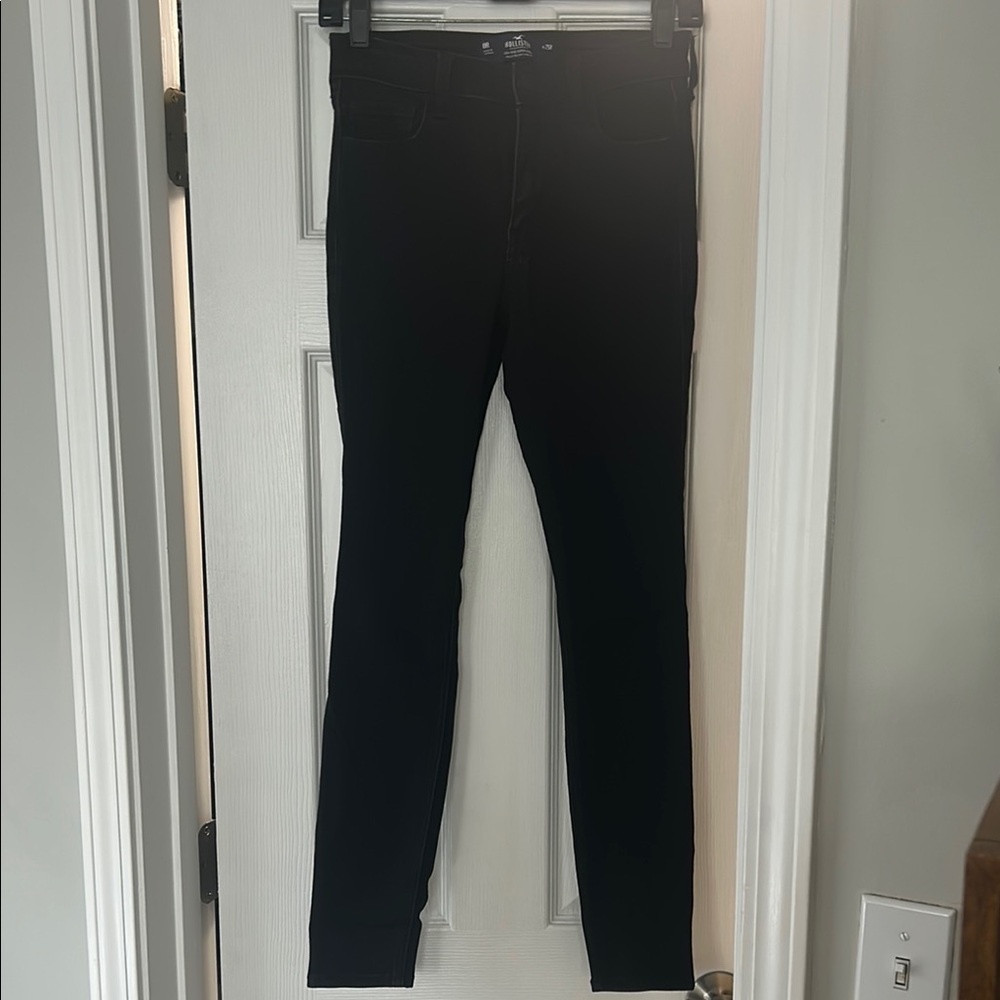 Black Skinny Jeans